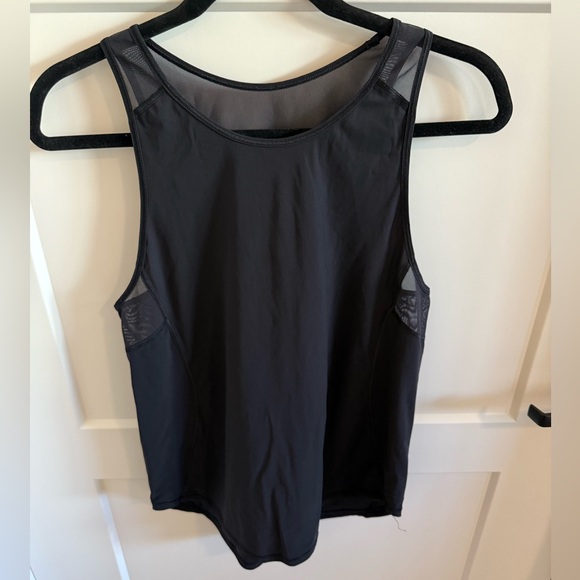 lululemon athletica Tops - Lululemon Black Mesh Racerback Tank Top Athletic Workout Top Size 6